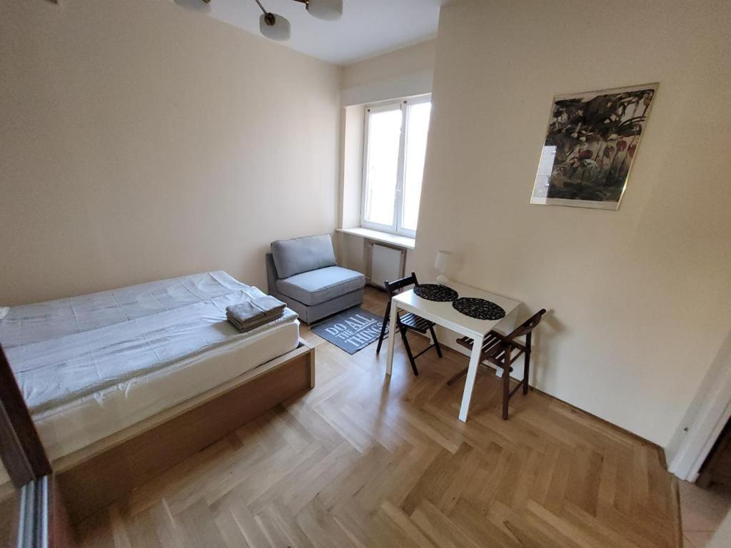 Your Apart Powisle Fabryczna Warszawa المظهر الخارجي الصورة